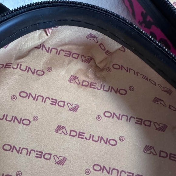 Dejuno 2 pc. Cosmetics Cases~Great Condition 💗🖤 - Picture 7 of 16